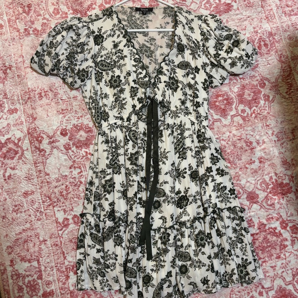 Floral Dress Dark Green & White